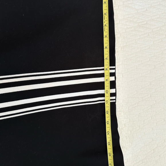 St. John black knit skirt, size 14 - Picture 6 of 8